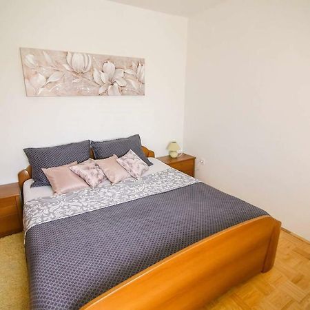 Ferienwohnung Kuca Za Odmor Luca Posedarje Exterior foto