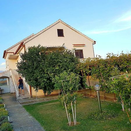 Ferienwohnung Kuca Za Odmor Luca Posedarje Exterior foto