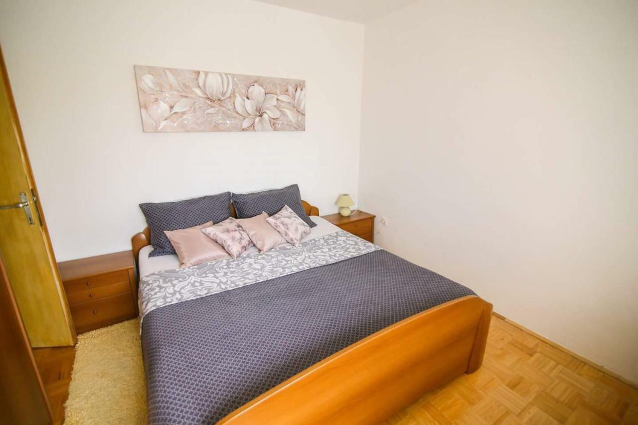 Ferienwohnung Kuca Za Odmor Luca Posedarje Exterior foto