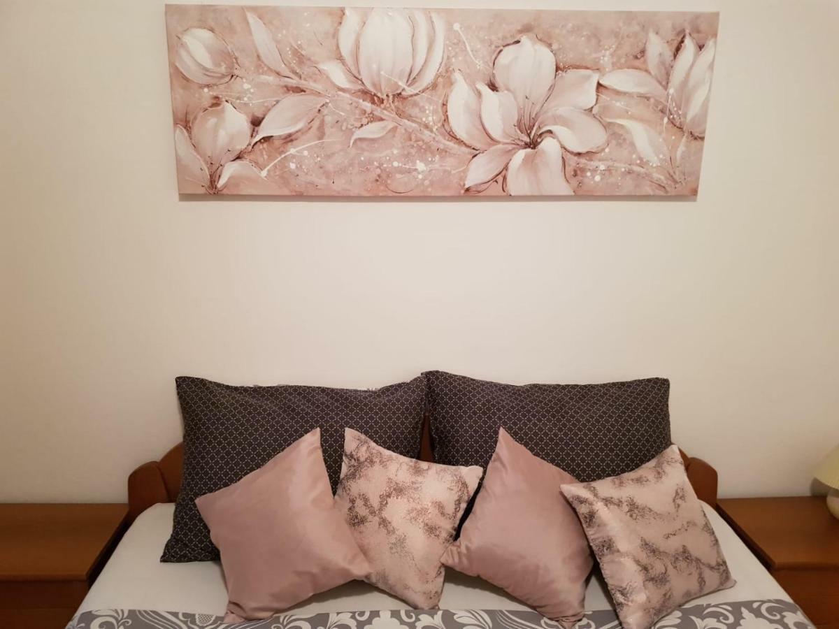 Ferienwohnung Kuca Za Odmor Luca Posedarje Exterior foto